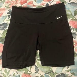 NIKE biker shorts